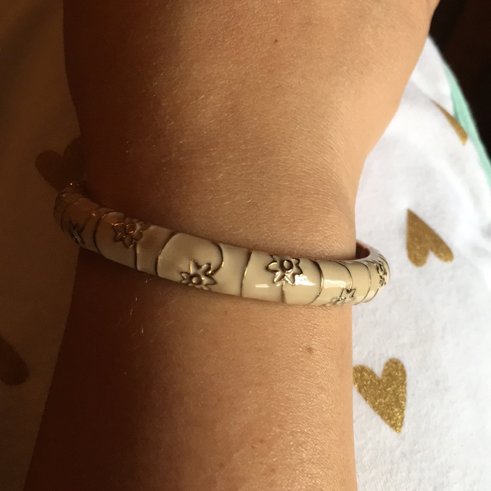 Hinged Bangle Bracelet - Picture 2 of 2